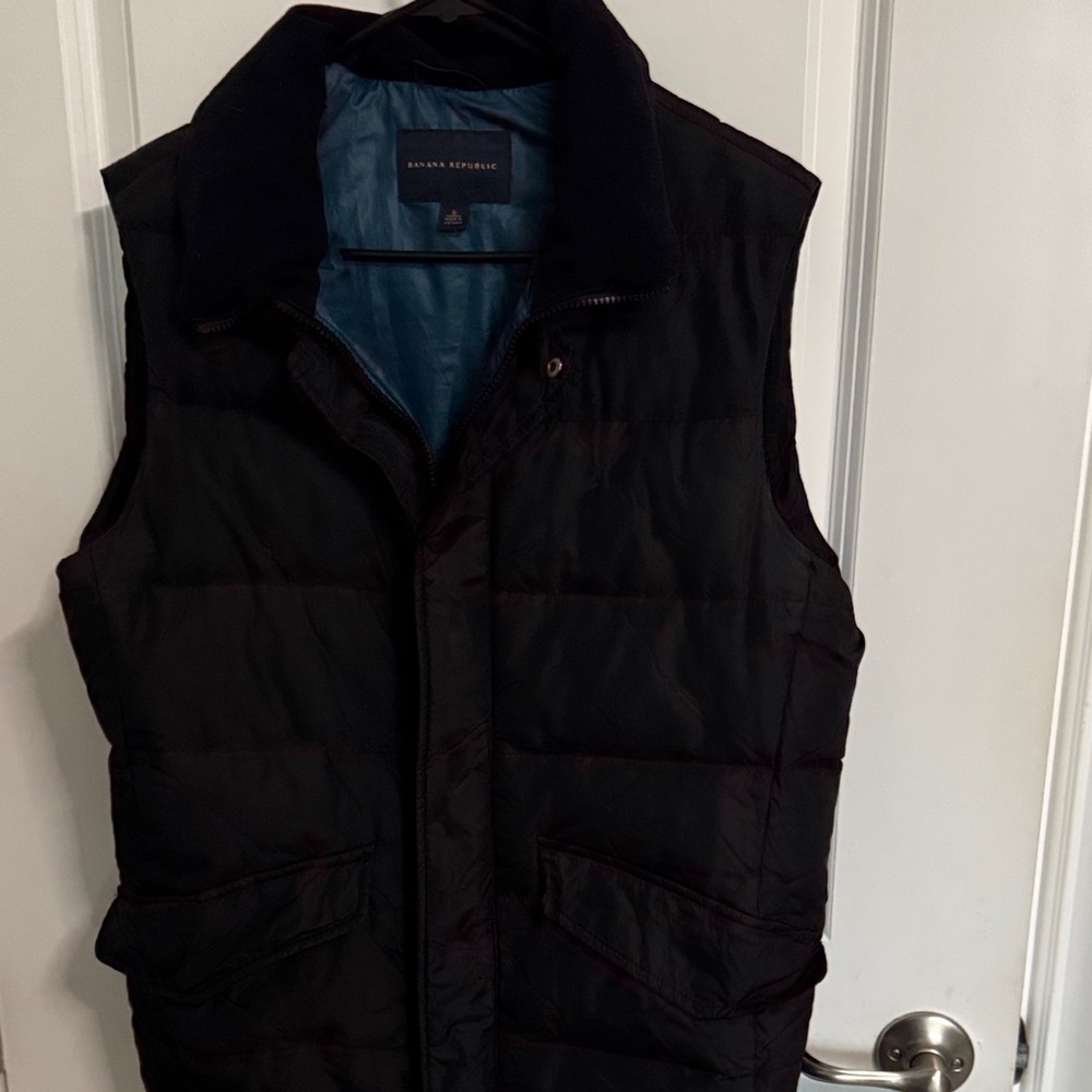 Men’s banana republic puffer vest
